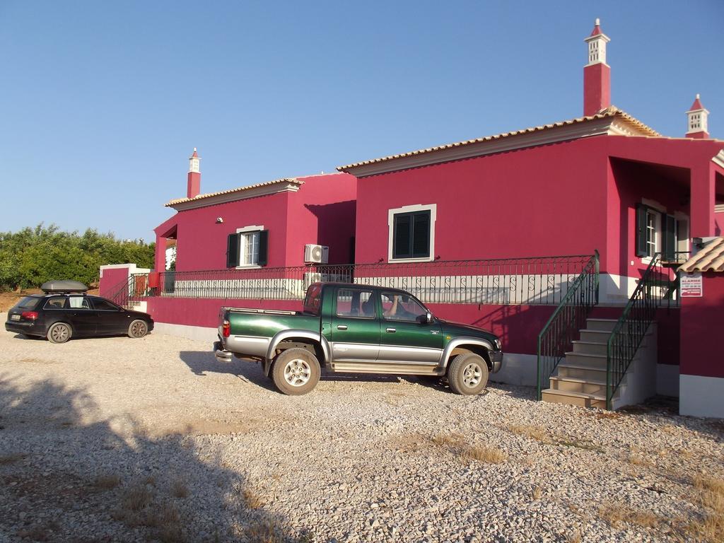 Vila Da Mesa Алгош Экстерьер фото